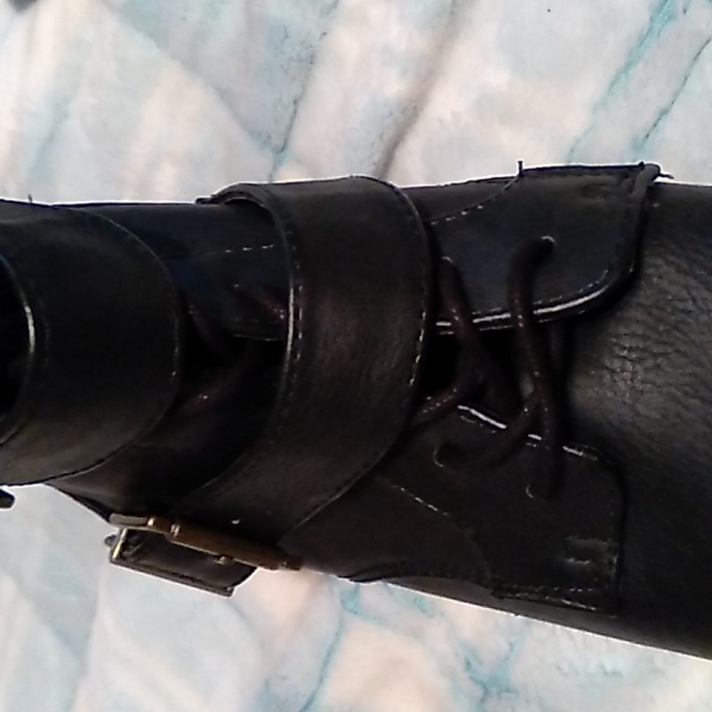 ❤️ NWT  Black short boots. Size 8M - Picture 4 of 16